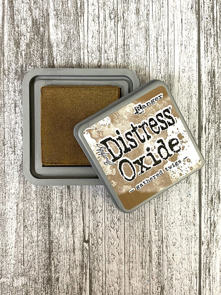 Ranger Tim Holtz Distress Oxide – Gathered Twigs - immagine 2