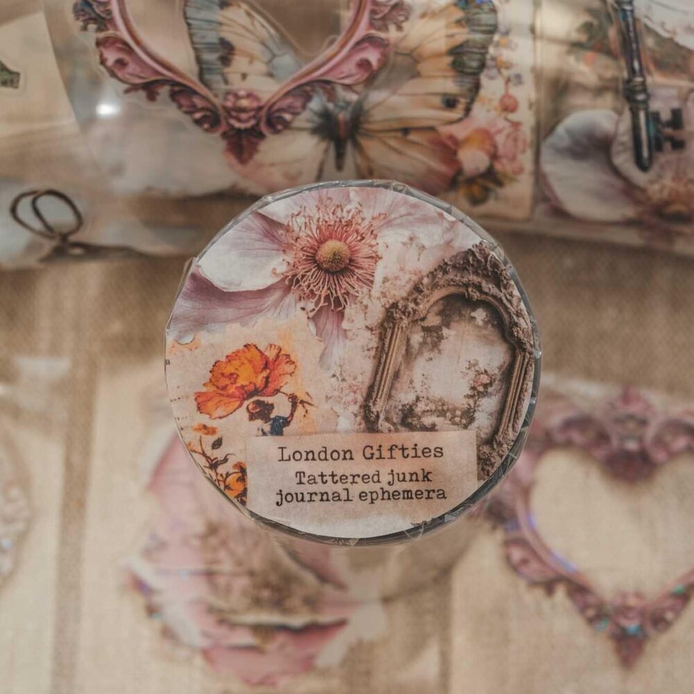 London Gifties – Tattered junk journal ephemera – PET Tape pretagliato 6 cm × 10 m
