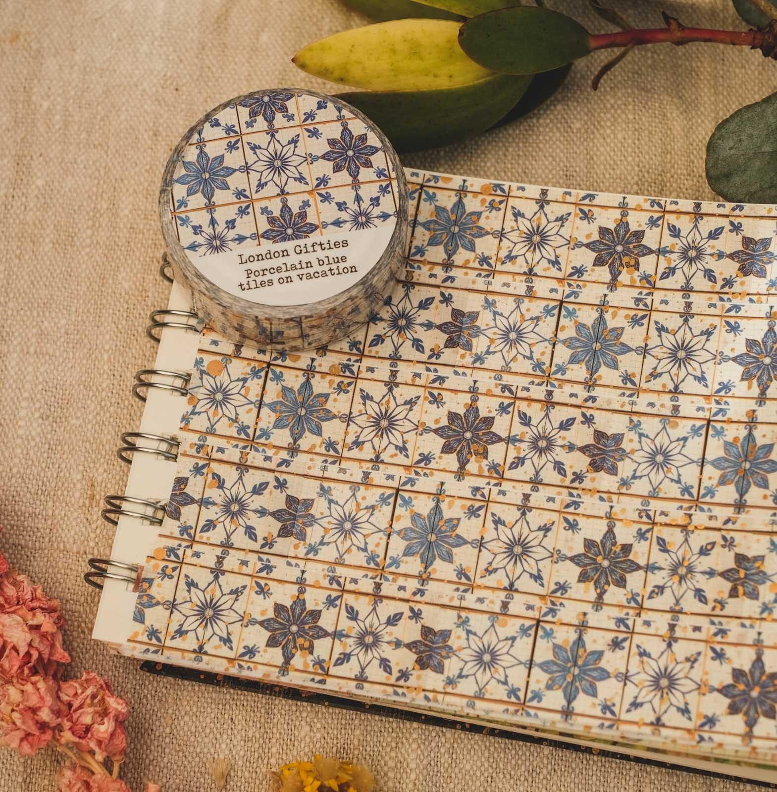 London Gifties – Porcelain blue tiles on vacation – Washi tape 2 cm × 10 m